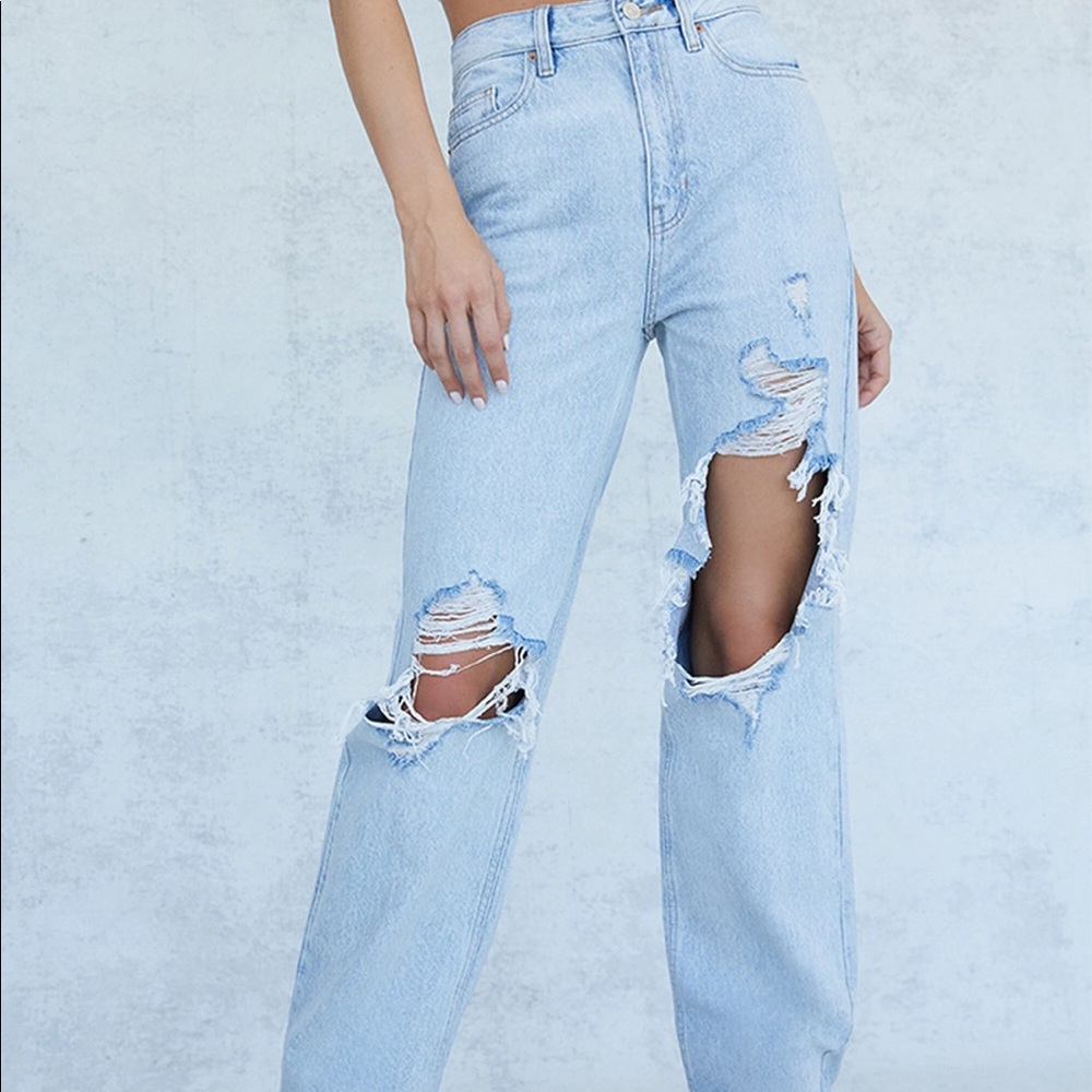 90’s straight cut boyfriend jeans